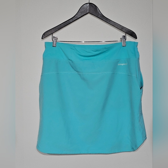 Patagonia - Women's Tech Fishing Skort Style Size L - Picture 3 of 5